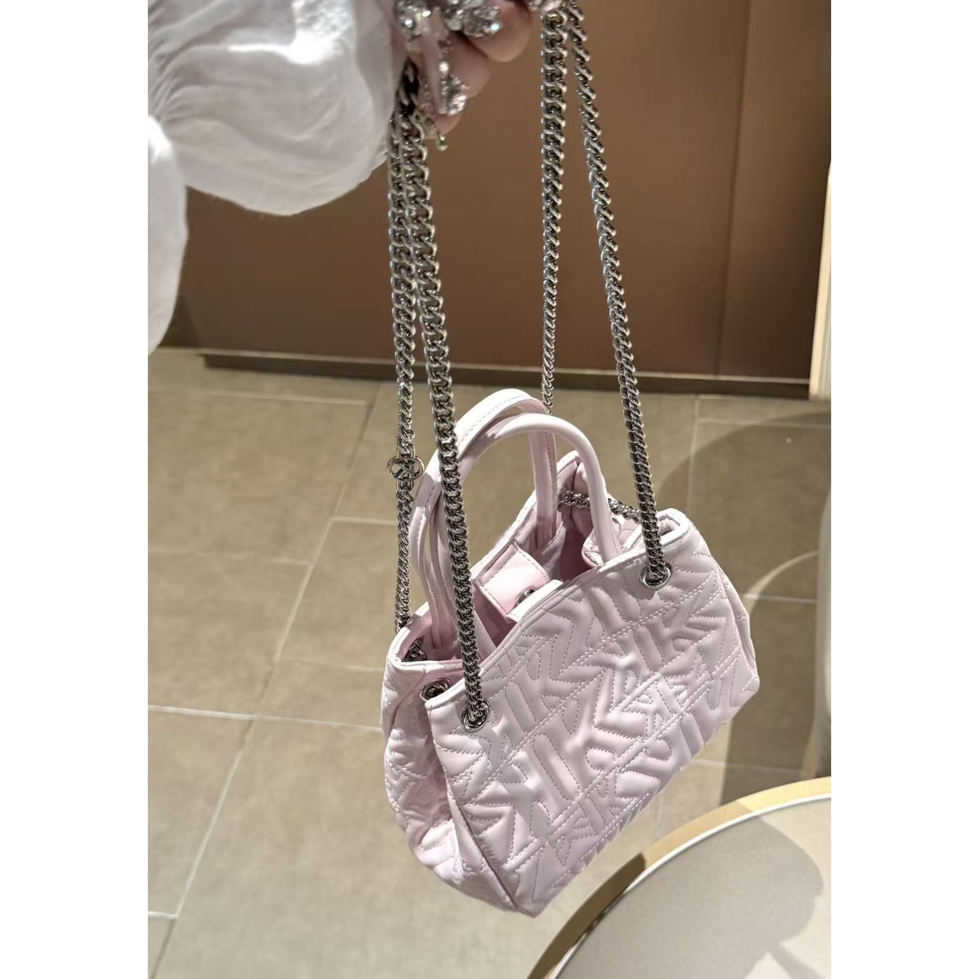 Luxury Bags News - حقيبة كابا الفاخرة الخفيفة الأنيقة الصغيرة