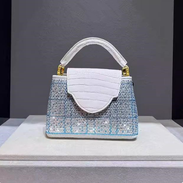 حقيبة يد نسائية فاخرة مرصعة با - مراجعة Luxury Bags Entry وسعره