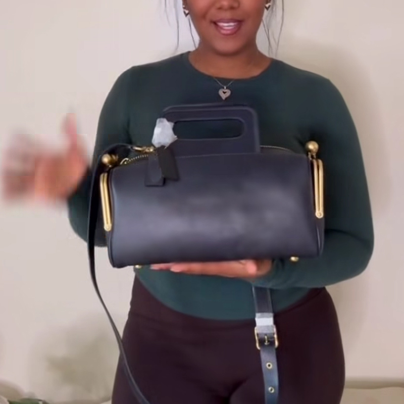 حقائب كلاسيكية مزدوجة الفتح لل - مراجعة Luxury Bags Entry وسعره