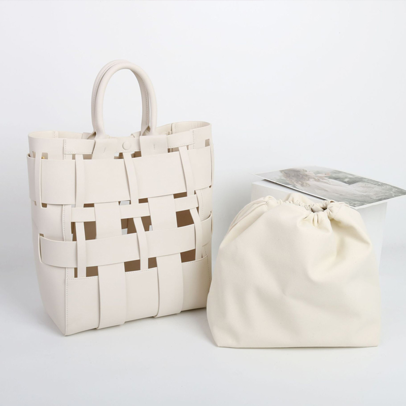 الأحرف الأولى المخصصة حقائب حق - مراجعة Luxury Bags Vendor وسعره